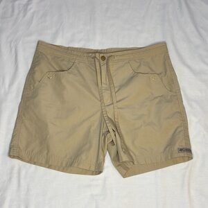 Columbia Women's Khaki Cargo Shorts